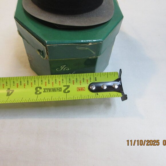 VINTAGE~"DOBBS" FIFTH AVENUE~SALESMAN'S FELT FEDORA SAMPLE~MINIATURE HAT & BOX - Picture 8 of 10